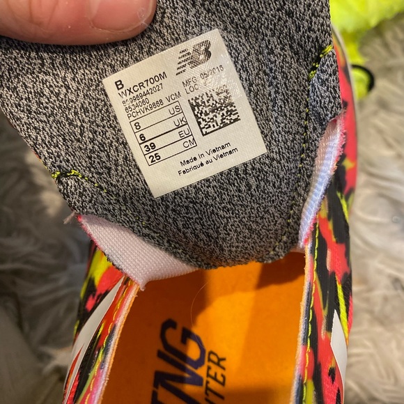 Multicolor, size 8 New Balance Racing flats - Picture 3 of 3